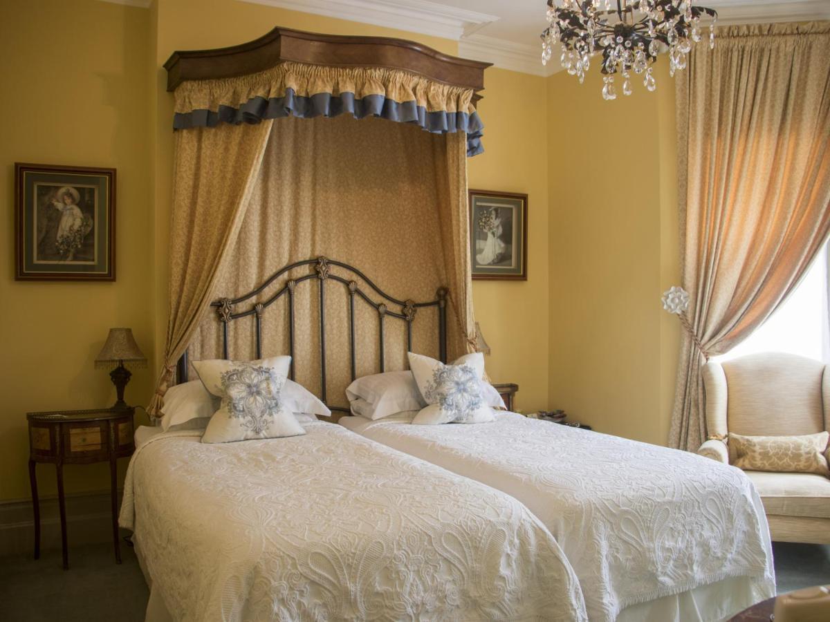 Albert & Victoria Guest House Истбурн Экстерьер фото
